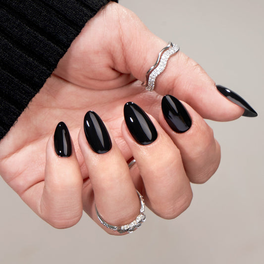 Black Velvet Almond Nails - Press-On Nail Rings